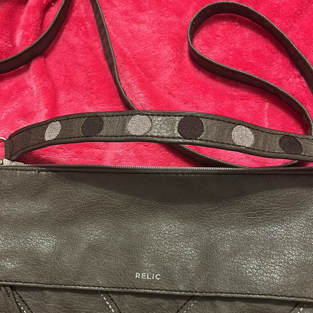 Relic | Oh, Happy Day Gray Chevron Crossbody/Hand Bag/Purse/Shoulder Bag View 3